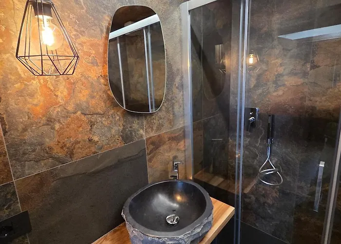 Maison Leisse Sulle Piste Con Garage